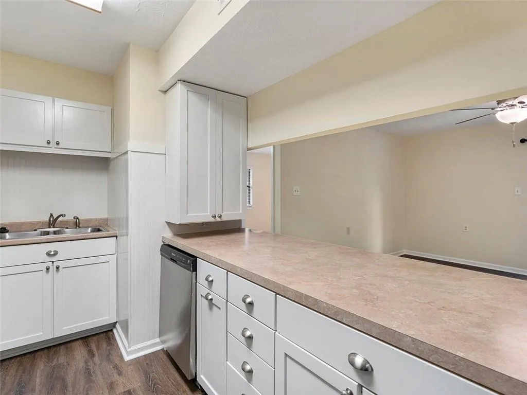 475 Mount Vernon Highway Ne Unit A208, Atlanta, Georgia 30328, 2 Bedrooms Bedrooms, ,2 BathroomsBathrooms,Residential,Sold,475 Mount Vernon Highway Ne Unit A208,7145605