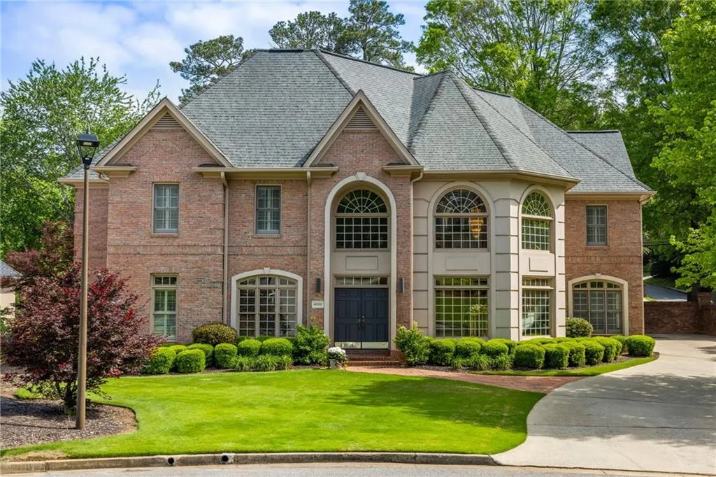4550 Crestwicke Pointe Ne, Atlanta, Georgia 30319, 5 Bedrooms Bedrooms, ,3 BathroomsBathrooms,Residential,Sold,4550 Crestwicke Pointe Ne,7564036