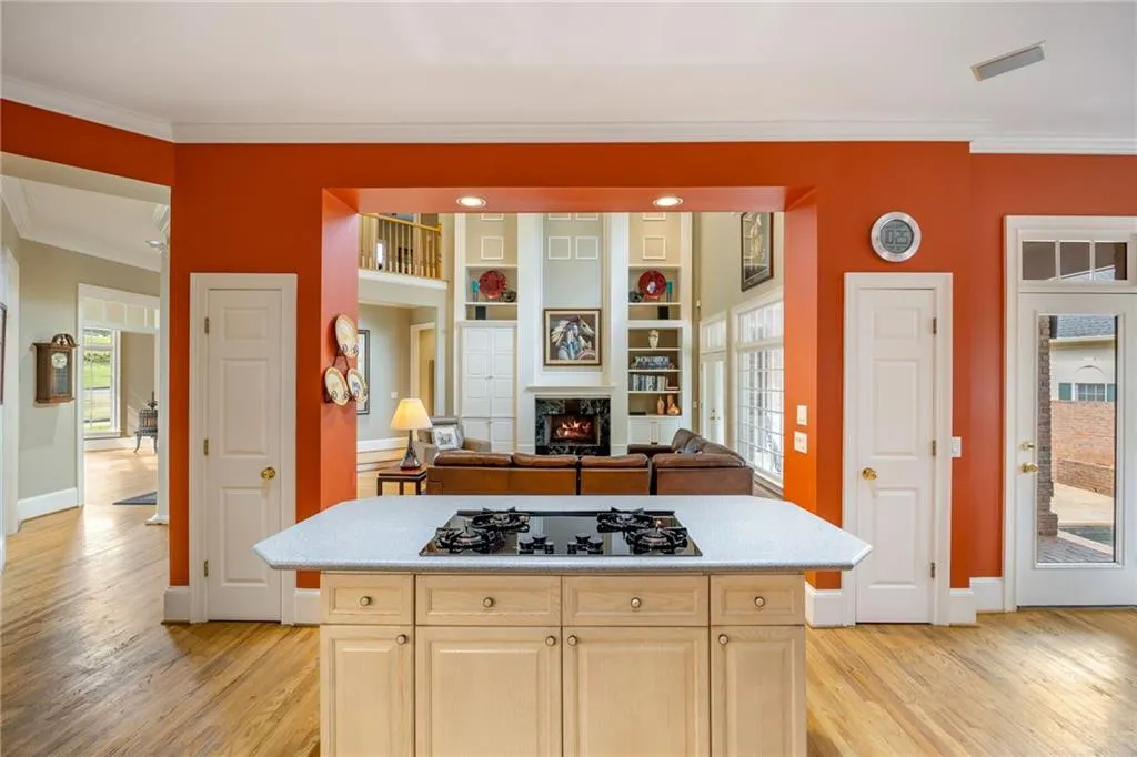 4550 Crestwicke Pointe Ne, Atlanta, Georgia 30319, 5 Bedrooms Bedrooms, ,3 BathroomsBathrooms,Residential,Sold,4550 Crestwicke Pointe Ne,7564036