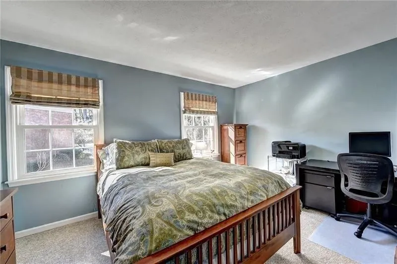 6700 Roswell Road Unit 33b, Atlanta, Georgia 30328, 2 Bedrooms Bedrooms, ,1 BathroomBathrooms,Residential,Sold,6700 Roswell Road Unit 33b,6117381