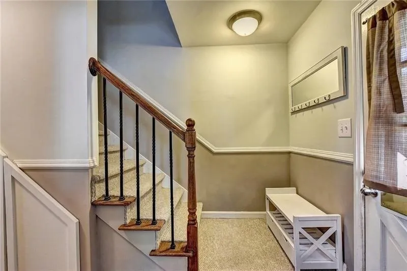 6700 Roswell Road Unit 33b, Atlanta, Georgia 30328, 2 Bedrooms Bedrooms, ,1 BathroomBathrooms,Residential,Sold,6700 Roswell Road Unit 33b,6117381