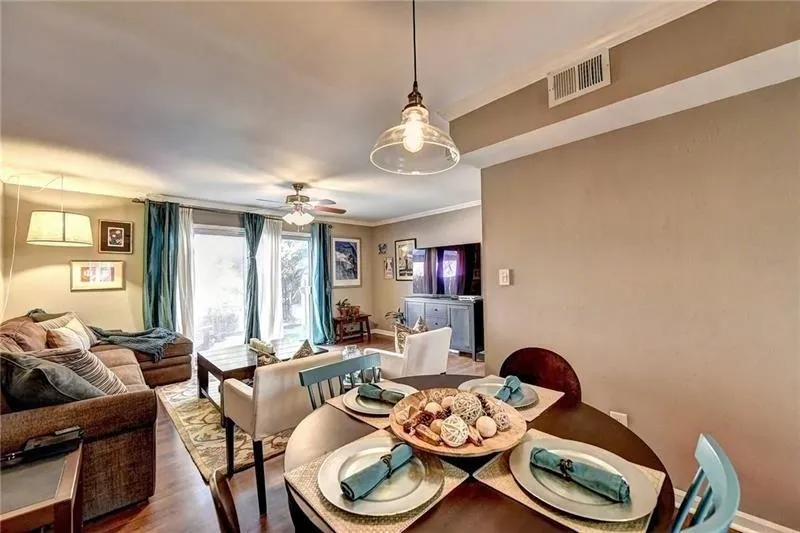 6700 Roswell Road Unit 33b, Atlanta, Georgia 30328, 2 Bedrooms Bedrooms, ,1 BathroomBathrooms,Residential,Sold,6700 Roswell Road Unit 33b,6117381