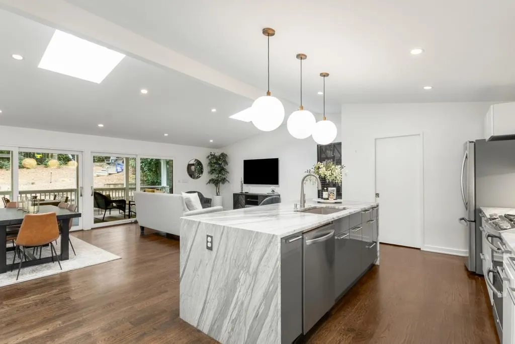 472 Carolwood Lane, Atlanta, Georgia 30342, 3 Bedrooms Bedrooms, ,3 BathroomsBathrooms,Residential,Sold,472 Carolwood Lane,7513714