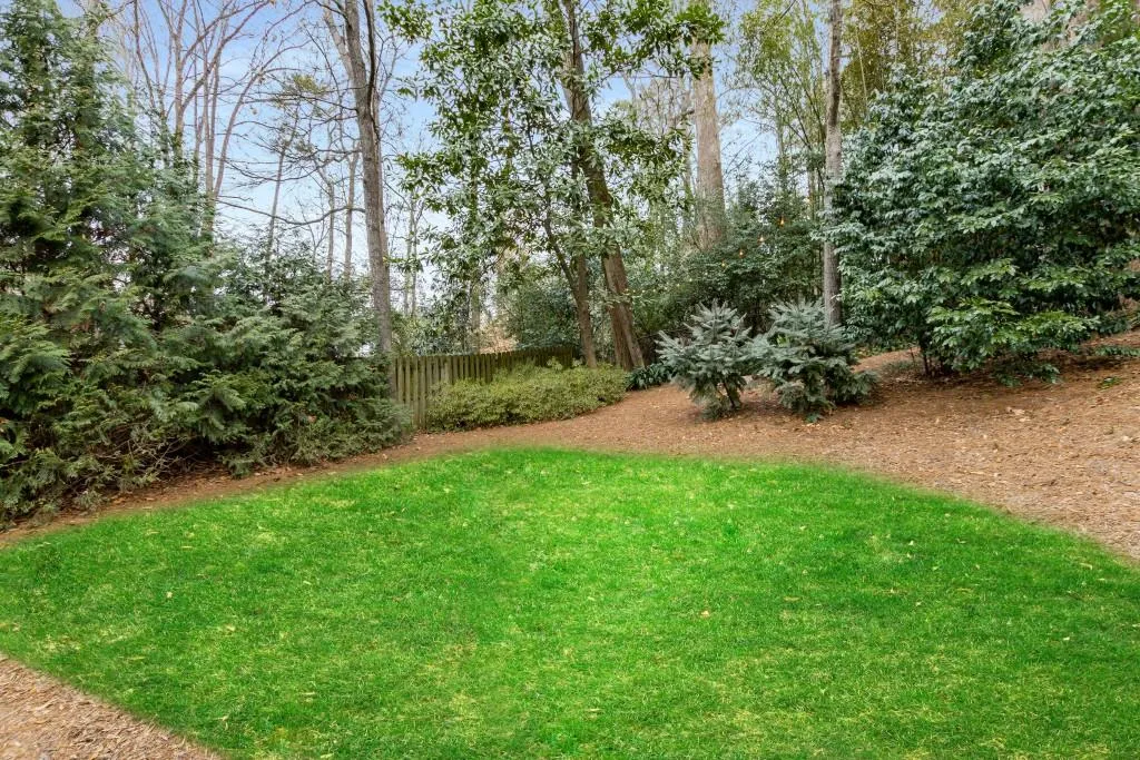 472 Carolwood Lane, Atlanta, Georgia 30342, 3 Bedrooms Bedrooms, ,3 BathroomsBathrooms,Residential,Sold,472 Carolwood Lane,7513714