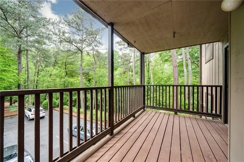 801 River Run Drive, Sandy Springs, Georgia 30350, 1 Bedroom Bedrooms, ,1 BathroomBathrooms,Residential,Sold,801 River Run Drive,6714920