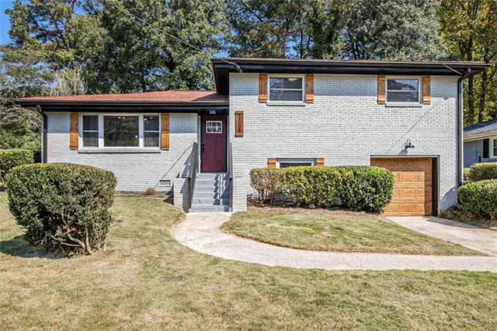 2508 Fontaine Circle, Decatur, Georgia 30032