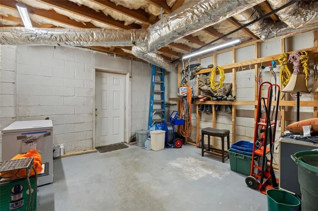 4720 Huntley Drive, Sandy Springs, Georgia 30342, 5 Bedrooms Bedrooms, ,4 BathroomsBathrooms,Residential,Sold,4720 Huntley Drive,7077673