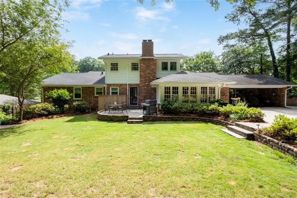 4720 Huntley Drive, Sandy Springs, Georgia 30342, 5 Bedrooms Bedrooms, ,4 BathroomsBathrooms,Residential,Sold,4720 Huntley Drive,7077673