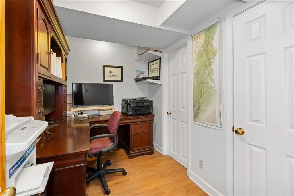 4720 Huntley Drive, Sandy Springs, Georgia 30342, 5 Bedrooms Bedrooms, ,4 BathroomsBathrooms,Residential,Sold,4720 Huntley Drive,7077673