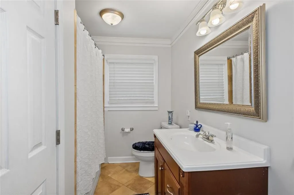 4720 Huntley Drive, Sandy Springs, Georgia 30342, 5 Bedrooms Bedrooms, ,4 BathroomsBathrooms,Residential,Sold,4720 Huntley Drive,7077673