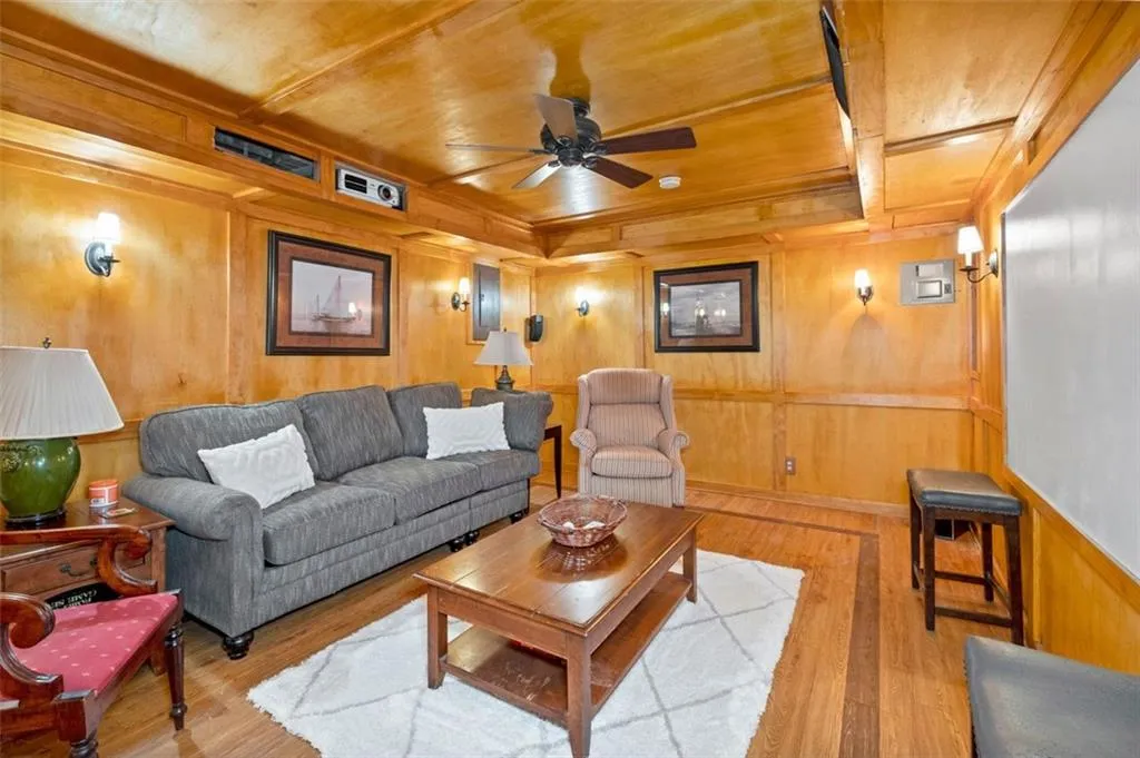 4720 Huntley Drive, Sandy Springs, Georgia 30342, 5 Bedrooms Bedrooms, ,4 BathroomsBathrooms,Residential,Sold,4720 Huntley Drive,7077673