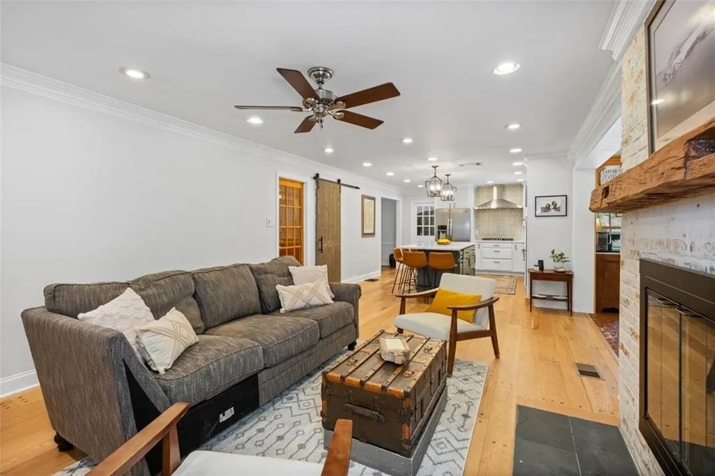 4720 Huntley Drive, Sandy Springs, Georgia 30342, 5 Bedrooms Bedrooms, ,4 BathroomsBathrooms,Residential,Sold,4720 Huntley Drive,7077673