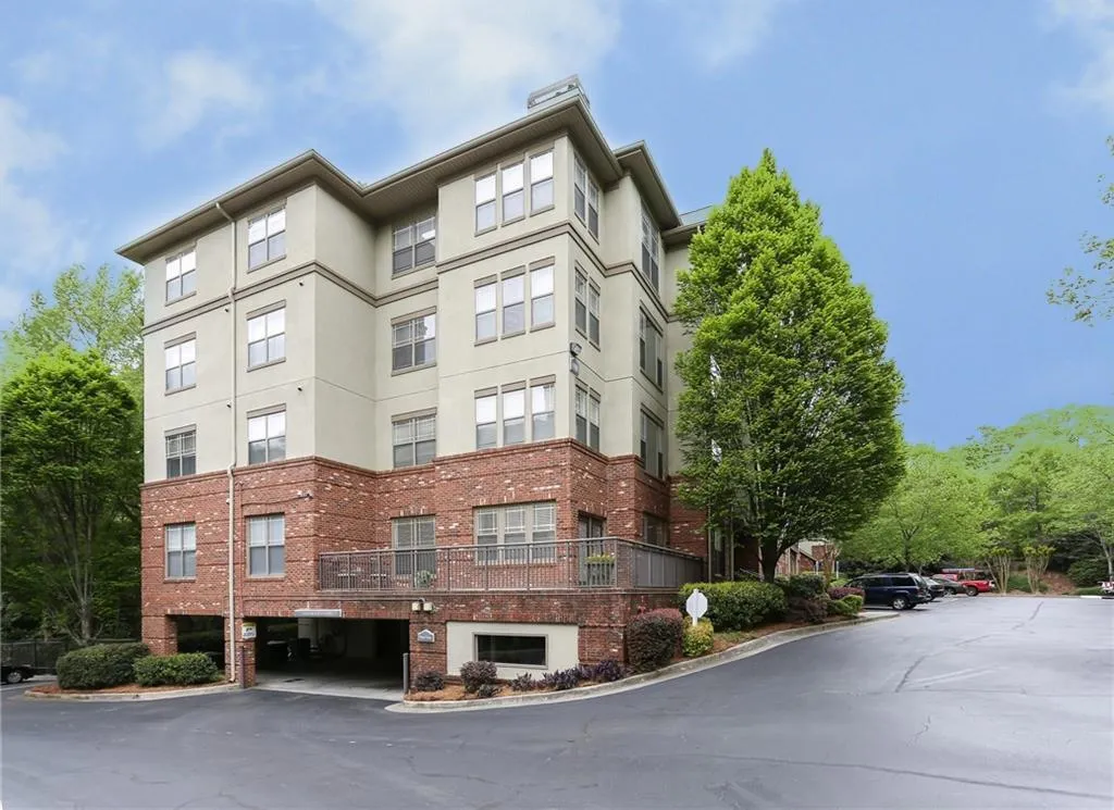 5559 Glenridge Drive Unit 1204, Atlanta, Georgia 30342, 1 Bedroom Bedrooms, ,1 BathroomBathrooms,Residential,Sold,5559 Glenridge Drive Unit 1204,6540334
