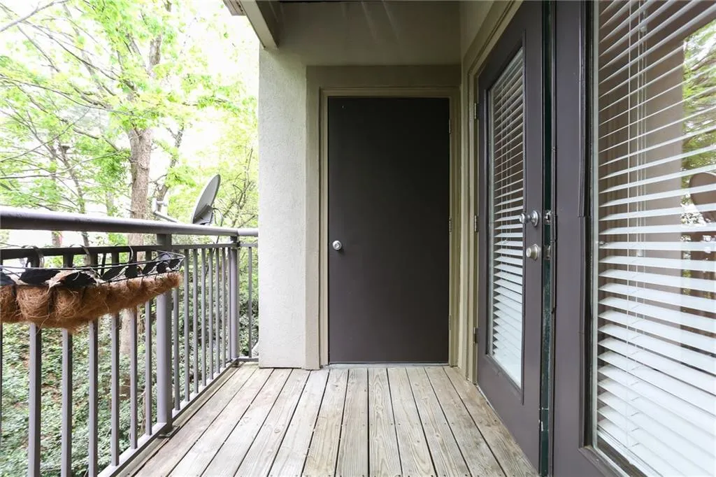 5559 Glenridge Drive Unit 1204, Atlanta, Georgia 30342, 1 Bedroom Bedrooms, ,1 BathroomBathrooms,Residential,Sold,5559 Glenridge Drive Unit 1204,6540334