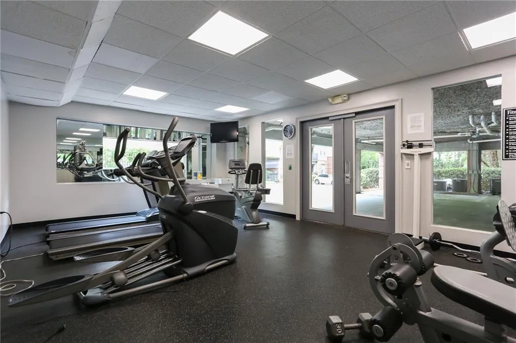 5559 Glenridge Drive Unit 1204, Atlanta, Georgia 30342, 1 Bedroom Bedrooms, ,1 BathroomBathrooms,Residential,Sold,5559 Glenridge Drive Unit 1204,6540334