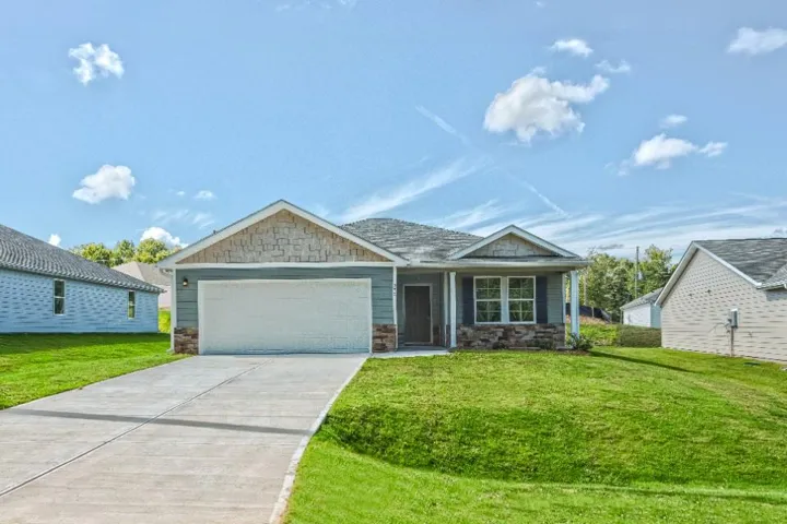 255 Woodlake Landing, Hartwell, Georgia 30643