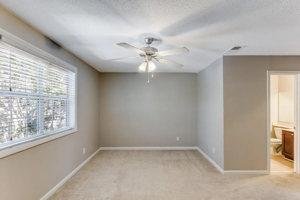 6900 Roswell Road Unit M5, Sandy Springs, Georgia 30328, 2 Bedrooms Bedrooms, ,2 BathroomsBathrooms,Residential,Sold,6900 Roswell Road Unit M5,6555038