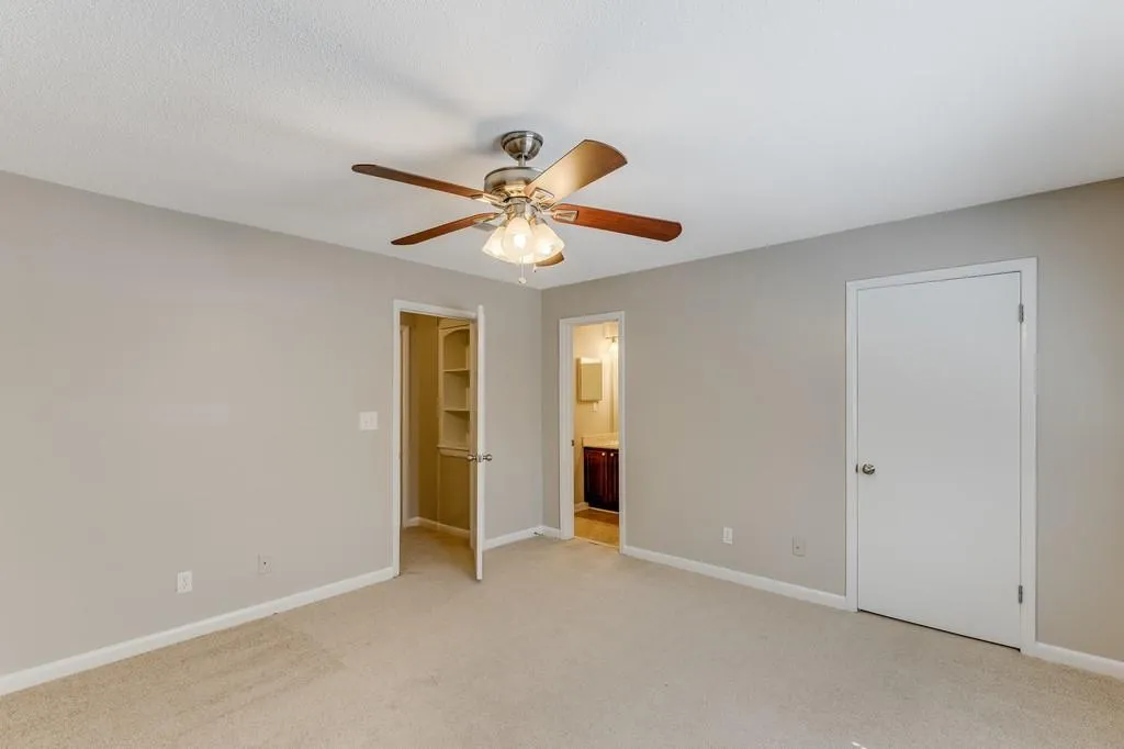 6900 Roswell Road Unit M5, Sandy Springs, Georgia 30328, 2 Bedrooms Bedrooms, ,2 BathroomsBathrooms,Residential,Sold,6900 Roswell Road Unit M5,6555038