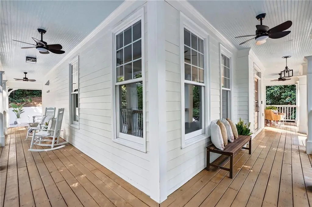 Porch with a ceiling fan