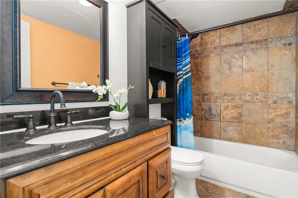 795 Hammond Drive Unit 1709, Atlanta, Georgia 30328, 1 Bedroom Bedrooms, ,1 BathroomBathrooms,Residential,For Sale,795 Hammond Drive Unit 1709,7762702
