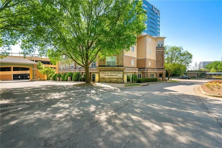 Entry signage for Villa Sonoma Condominiums