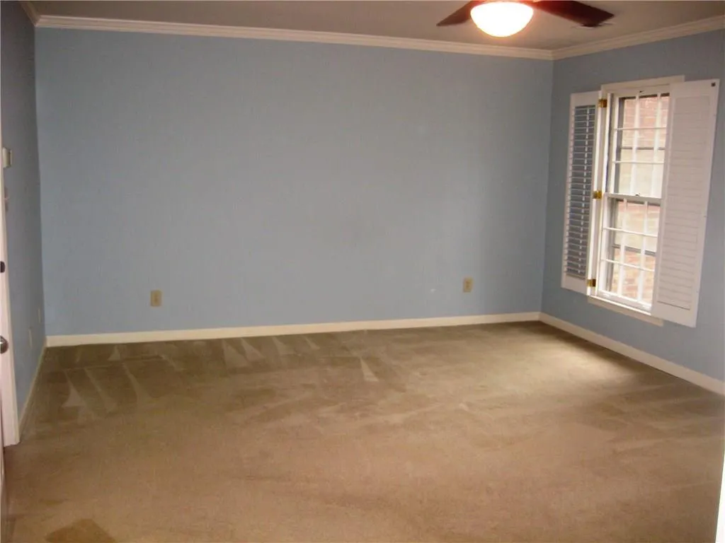 275 The South Chace Unit 275, Sandy Springs, Georgia 30328, 3 Bedrooms Bedrooms, ,3 BathroomsBathrooms,Residential,Sold,275 The South Chace Unit 275,5622751