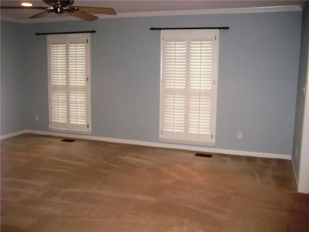 275 The South Chace Unit 275, Sandy Springs, Georgia 30328, 3 Bedrooms Bedrooms, ,3 BathroomsBathrooms,Residential,Sold,275 The South Chace Unit 275,5622751