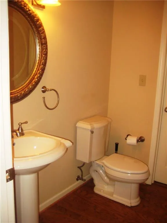 275 The South Chace Unit 275, Sandy Springs, Georgia 30328, 3 Bedrooms Bedrooms, ,3 BathroomsBathrooms,Residential,Sold,275 The South Chace Unit 275,5622751