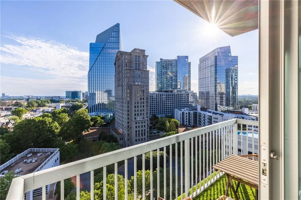 3324 Peachtree Road Ne Unit 1304, Atlanta, Georgia 30326, 1 Bedroom Bedrooms, 0 ,1 BathroomBathrooms,Residential,For Sale,3324 Peachtree Road Ne Unit 1304,7735526
