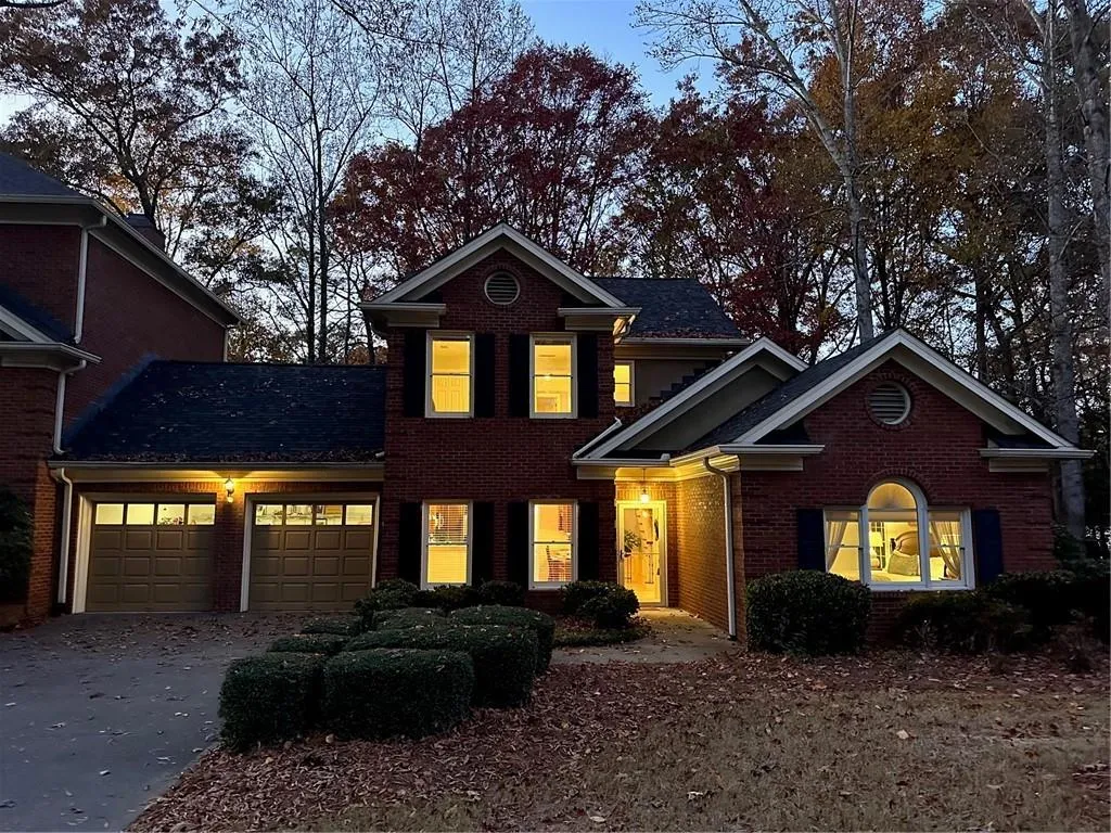 7155 Roswell Road Unit 61, Sandy Springs, Georgia 30328, 3 Bedrooms Bedrooms, ,2 BathroomsBathrooms,Residential,Sold,7155 Roswell Road Unit 61,7475203