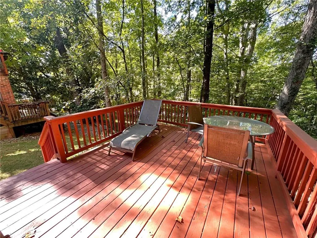 7155 Roswell Road Unit 61, Sandy Springs, Georgia 30328, 3 Bedrooms Bedrooms, ,2 BathroomsBathrooms,Residential,Sold,7155 Roswell Road Unit 61,7475203
