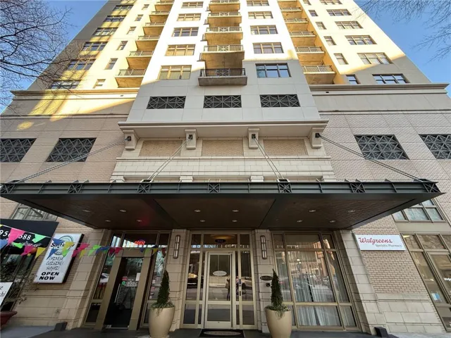 565 Peachtree Street Ne Unit 1811, Atlanta, Georgia 30308