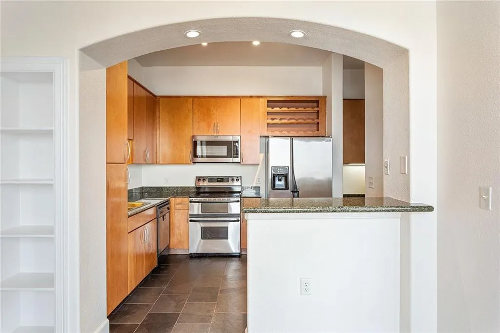 3445 Stratford Road Unit 3102, Atlanta, Georgia 30326, 1 Bedroom Bedrooms, ,1 BathroomBathrooms,Residential,For Sale,3445 Stratford Road Unit 3102,7594705