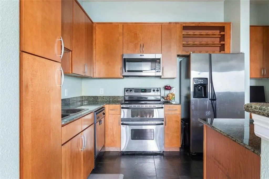 3445 Stratford Road Unit 3102, Atlanta, Georgia 30326, 1 Bedroom Bedrooms, ,1 BathroomBathrooms,Residential,For Sale,3445 Stratford Road Unit 3102,7594705