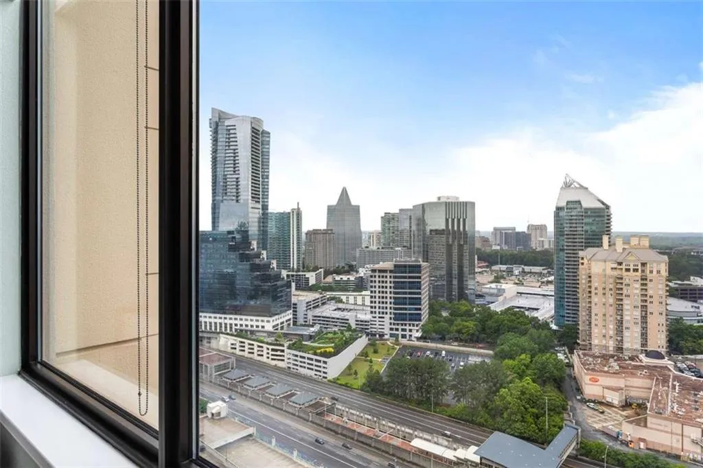 3445 Stratford Road Unit 3102, Atlanta, Georgia 30326, 1 Bedroom Bedrooms, ,1 BathroomBathrooms,Residential,For Sale,3445 Stratford Road Unit 3102,7594705