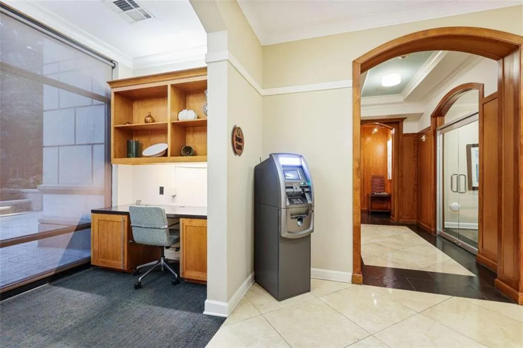 3445 Stratford Road Unit 3102, Atlanta, Georgia 30326, 1 Bedroom Bedrooms, ,1 BathroomBathrooms,Residential,For Sale,3445 Stratford Road Unit 3102,7594705
