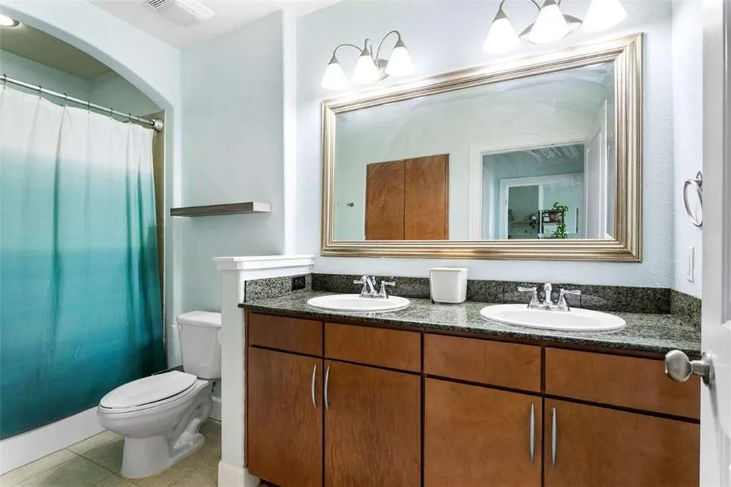 3445 Stratford Road Unit 3102, Atlanta, Georgia 30326, 1 Bedroom Bedrooms, ,1 BathroomBathrooms,Residential,For Sale,3445 Stratford Road Unit 3102,7594705