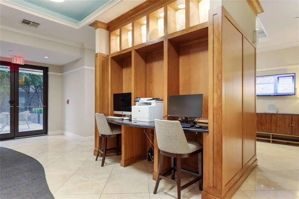 3445 Stratford Road Unit 3102, Atlanta, Georgia 30326, 1 Bedroom Bedrooms, ,1 BathroomBathrooms,Residential,For Sale,3445 Stratford Road Unit 3102,7594705