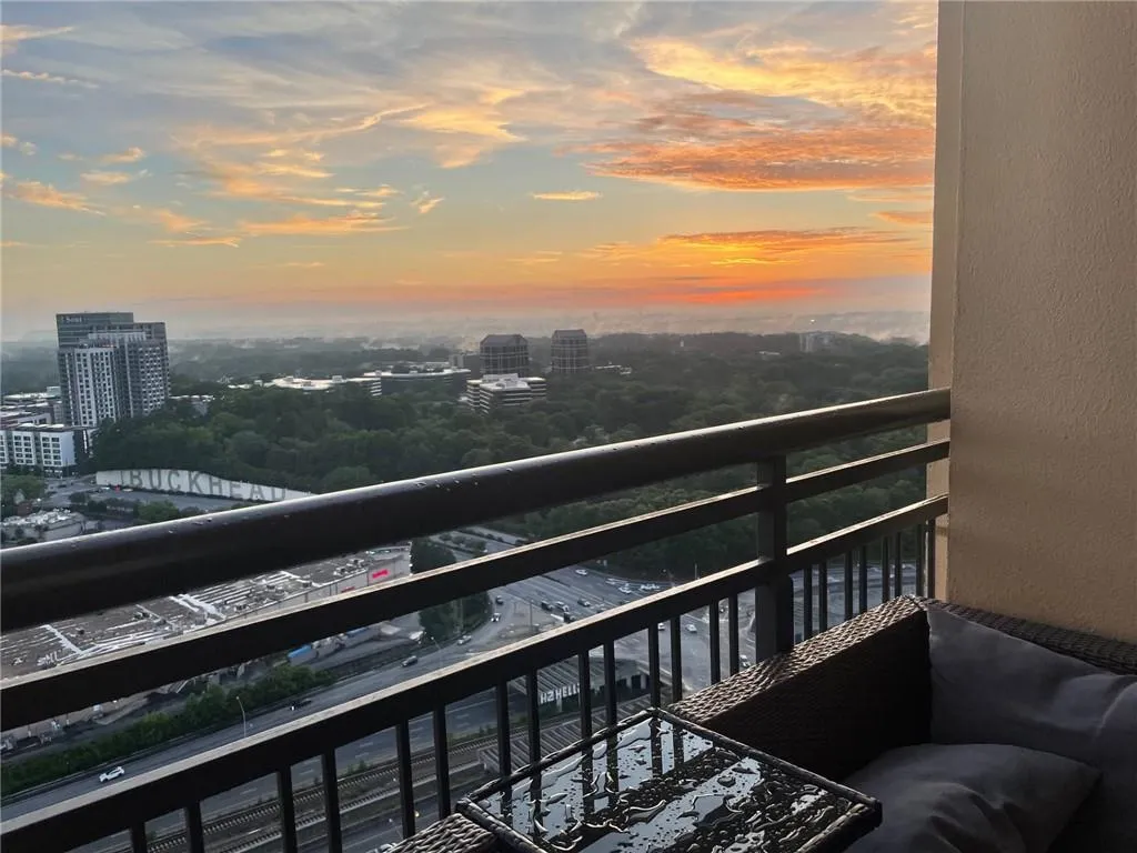 3445 Stratford Road Unit 3102, Atlanta, Georgia 30326, 1 Bedroom Bedrooms, ,1 BathroomBathrooms,Residential,For Sale,3445 Stratford Road Unit 3102,7594705