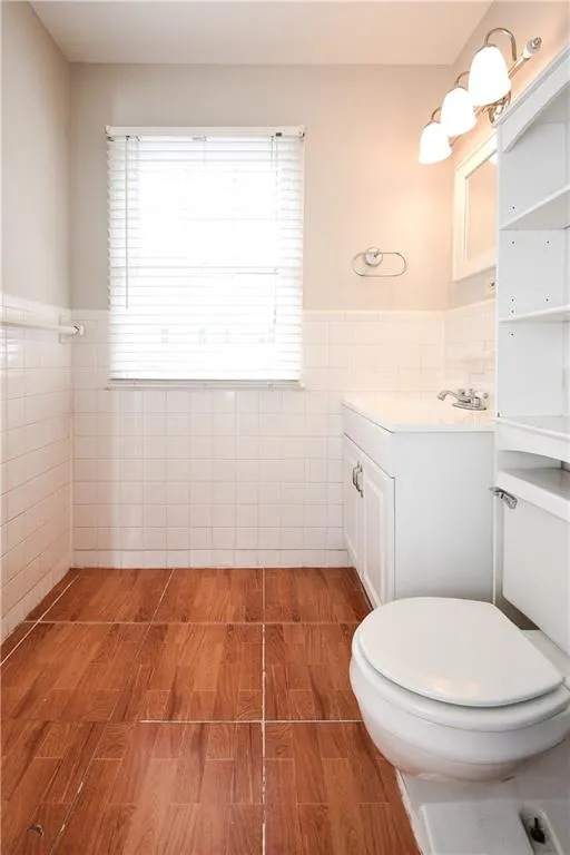 6520 Roswell Road Unit 28, Atlanta, Georgia 30328, 3 Bedrooms Bedrooms, ,2 BathroomsBathrooms,Residential,Sold,6520 Roswell Road Unit 28,5730757