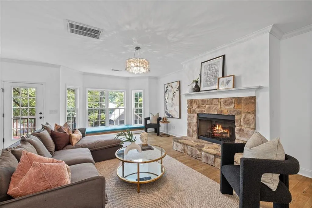 944 Herndon Street Nw, Atlanta, Georgia 30318, 3 Bedrooms Bedrooms, 0 ,3 BathroomsBathrooms,Residential,For Sale,944 Herndon Street Nw,7593629