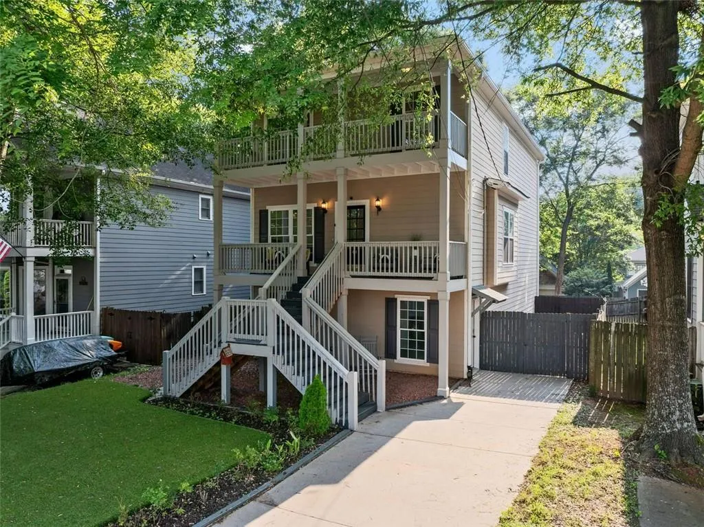 944 Herndon Street Nw, Atlanta, Georgia 30318, 3 Bedrooms Bedrooms, ,3 BathroomsBathrooms,Residential,For Sale,944 Herndon Street Nw,7593629