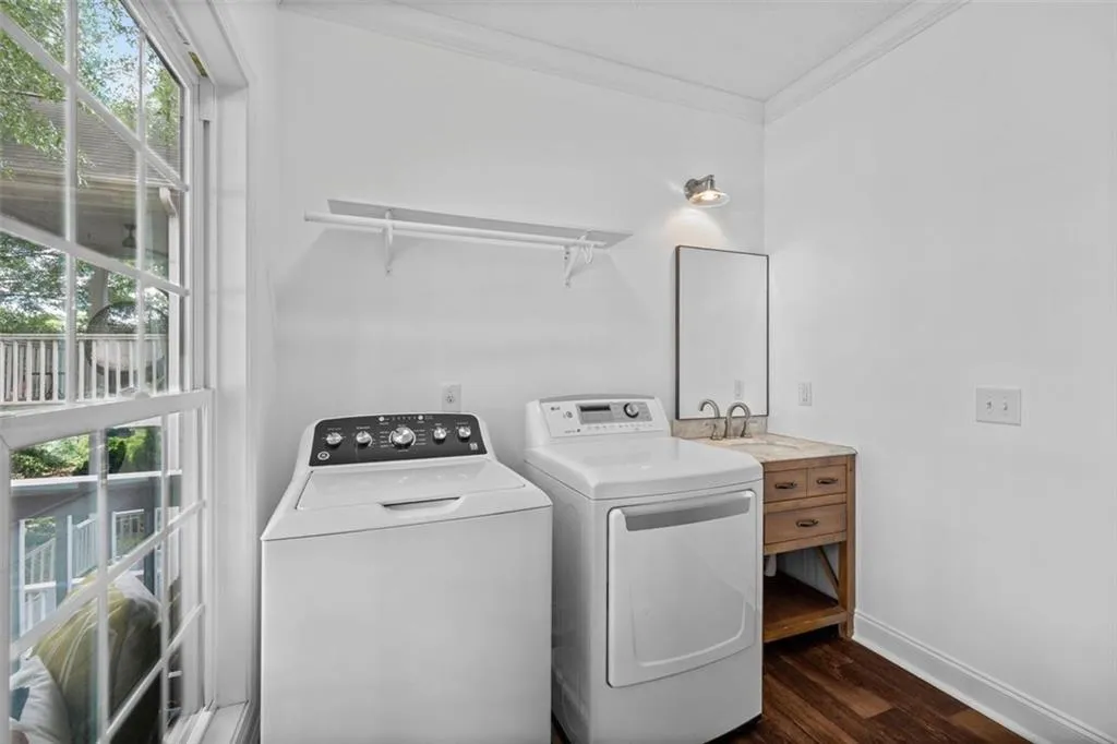 944 Herndon Street Nw, Atlanta, Georgia 30318, 3 Bedrooms Bedrooms, 0 ,3 BathroomsBathrooms,Residential,For Sale,944 Herndon Street Nw,7593629