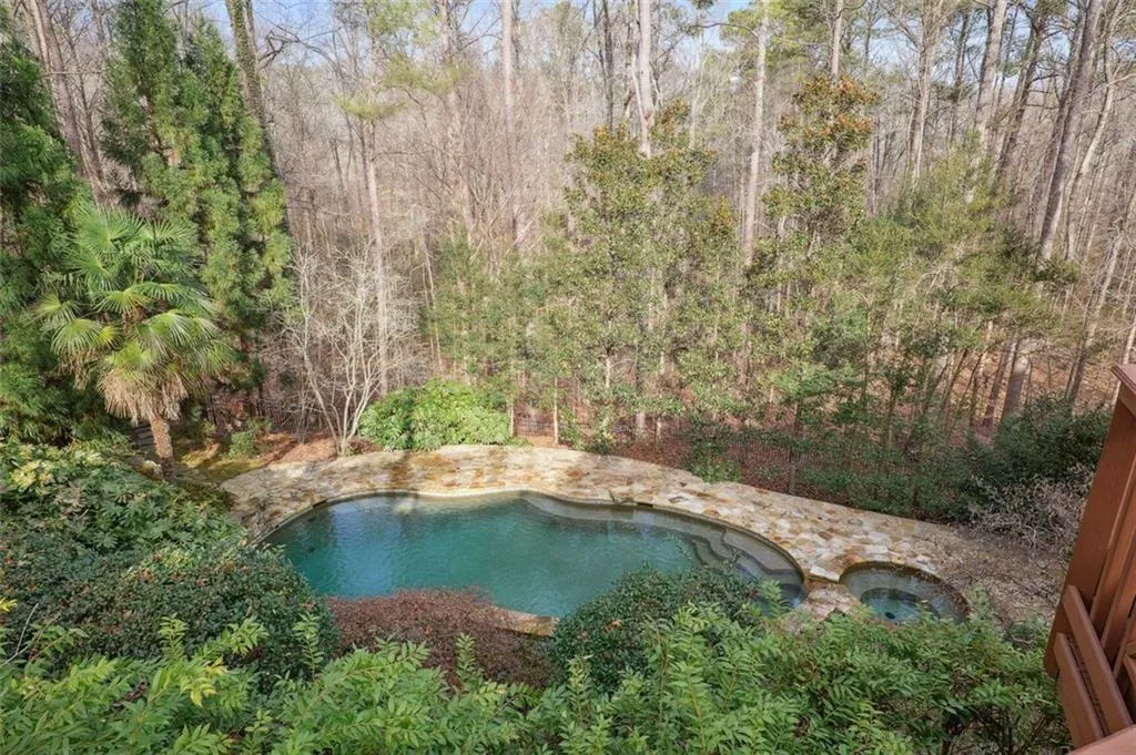 2905 Coles Way, Sandy Springs, Georgia 30350, 6 Bedrooms Bedrooms, ,4 BathroomsBathrooms,Residential,Sold,2905 Coles Way,7164245