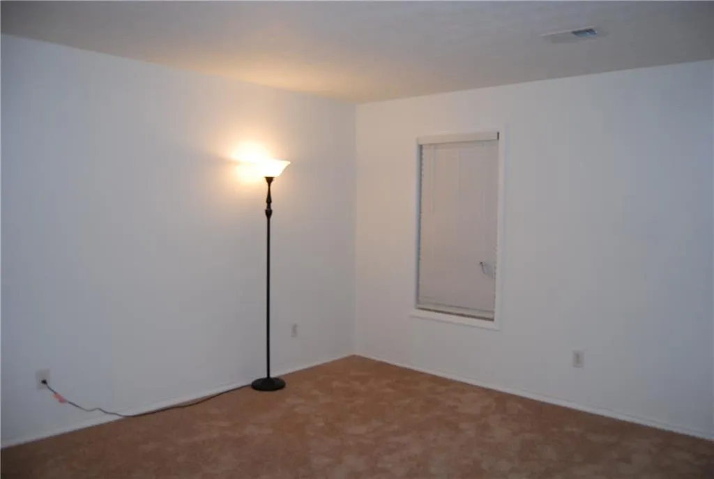 1409 Vicksburg Place, Sandy Springs, Georgia 30350, 2 Bedrooms Bedrooms, ,2 BathroomsBathrooms,Residential,Sold,1409 Vicksburg Place,5879819