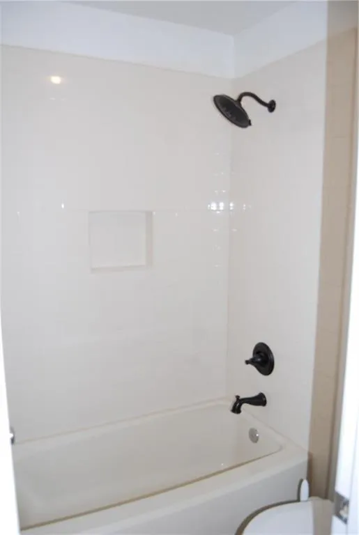 1409 Vicksburg Place, Sandy Springs, Georgia 30350, 2 Bedrooms Bedrooms, ,2 BathroomsBathrooms,Residential,Sold,1409 Vicksburg Place,5879819