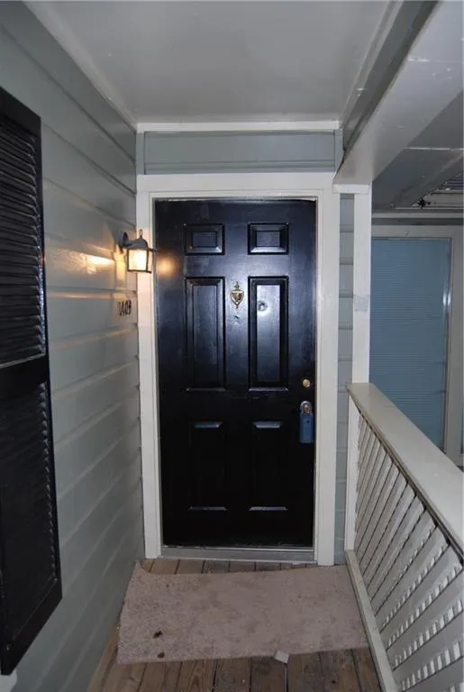 1409 Vicksburg Place, Sandy Springs, Georgia 30350, 2 Bedrooms Bedrooms, ,2 BathroomsBathrooms,Residential,Sold,1409 Vicksburg Place,5879819