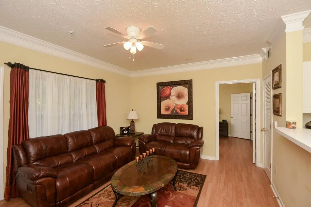 5559 Glenridge Drive Unit 2203, Atlanta, Georgia 30342, 2 Bedrooms Bedrooms, ,2 BathroomsBathrooms,Residential,Sold,5559 Glenridge Drive Unit 2203,5749973