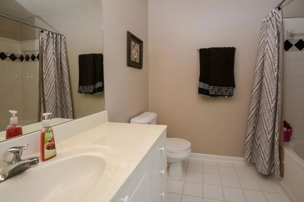 5559 Glenridge Drive Unit 2203, Atlanta, Georgia 30342, 2 Bedrooms Bedrooms, ,2 BathroomsBathrooms,Residential,Sold,5559 Glenridge Drive Unit 2203,5749973