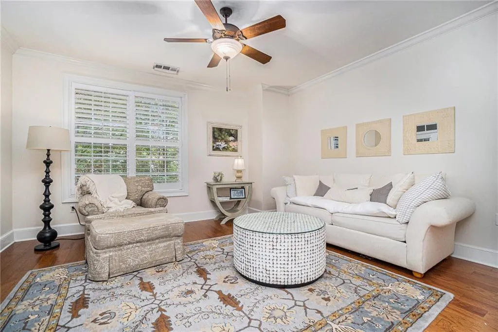Great Room for casual gathering of friends and family.  Outside nature views offer privacy.  Bings on TV, read or chill.